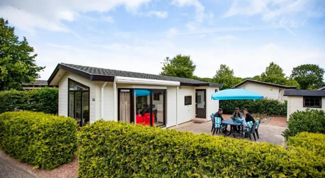 Коттедж Comfort с красивым видом из окна EuroParcs Noordwijkse Duinen