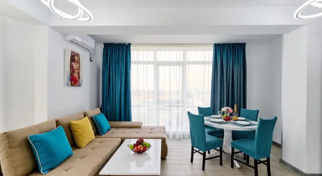 Sunshine 1 BR Apartment Spa n Pool Beach resort
