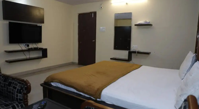 Номер Deluxe Hotel Maruthi Residency Inn L B Nagar