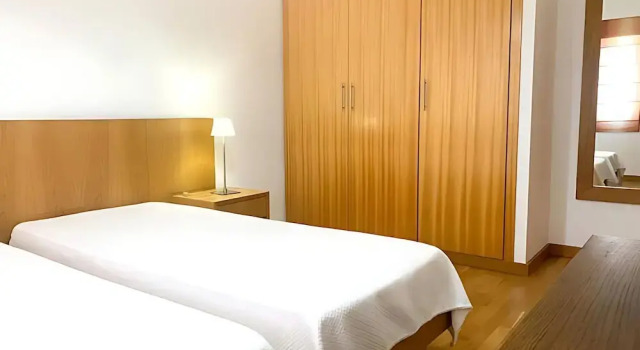 Marina Orada 1 Bedroom Apartment With Pool, Rezerwuj Apartament Hotele w Algarve z parkingiem, Parking