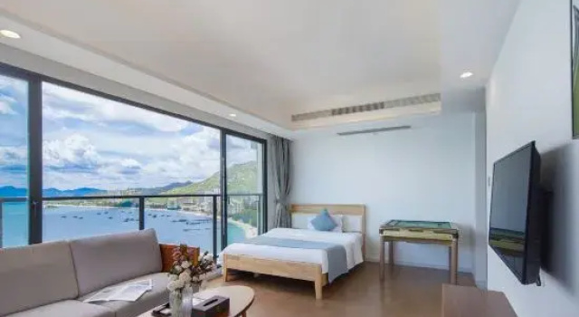 Семейный люкс Premium с видом на море Huidong Tangxia Resort Hotel (Xunliaowan Financial Street Sea World)