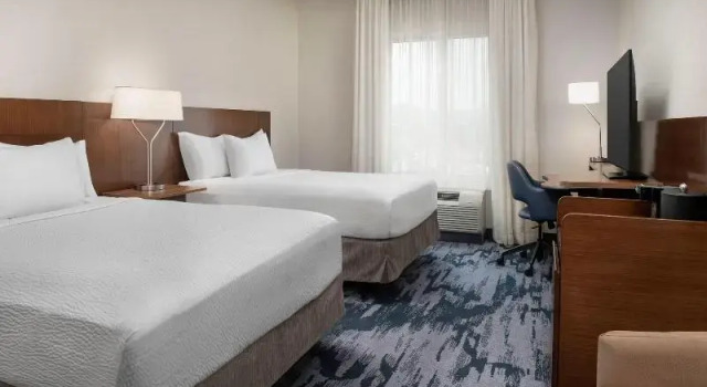 Четырёхместный люкс Fairfield Inn & Suites by Marriott Ithaca