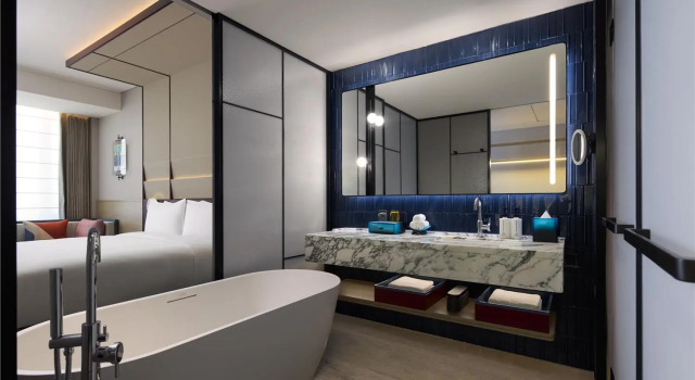 Номер Deluxe Canopy By Hilton Shanghai Belfry Plaza