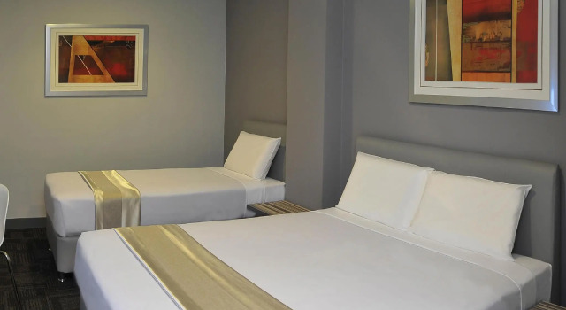 Трёхместный номер No Window Superior Отель Swing and Pillows — KL Sg Besi