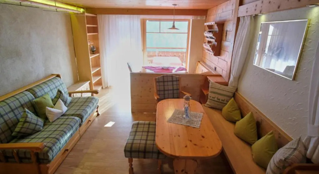 Апартаменты с балконом Biobauernhof Gehrnerhof am Arlberg