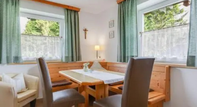 Landhaus Elfriede, Rezervovat Rekreační dům Hotely v Filzmoos s parkováním, Parkování