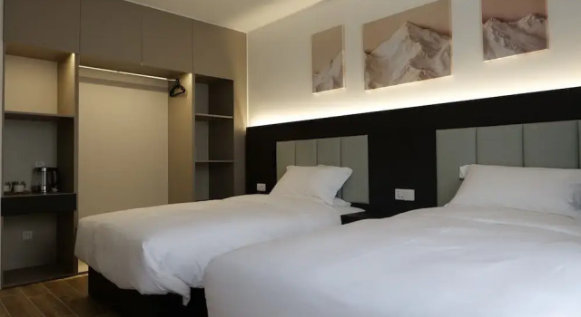 Kimmiy Hotel