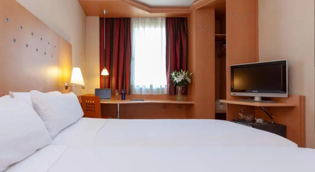 Трёхместный номер Standard SB Madrid Norte
