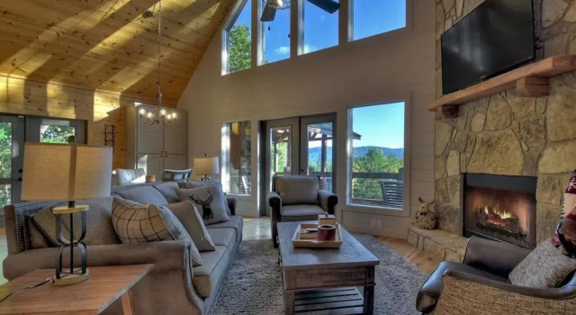 Chalet Blue Ridge in Blue Ridge, Prenota Chalet Hotel a Georgia con parcheggio, Parcheggio
