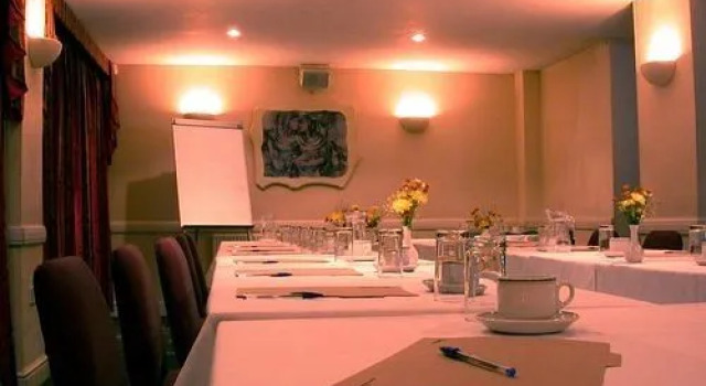 Templars Hotel and Carvery, Book Hotel Baldock Hertfordshire