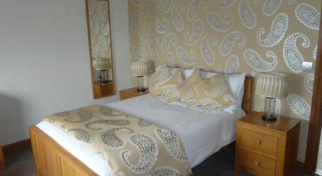 Gwynfryn Guest House Pembrokeshire, Reservar Casa de hóspedes Tavernspite Carmarthenshire
