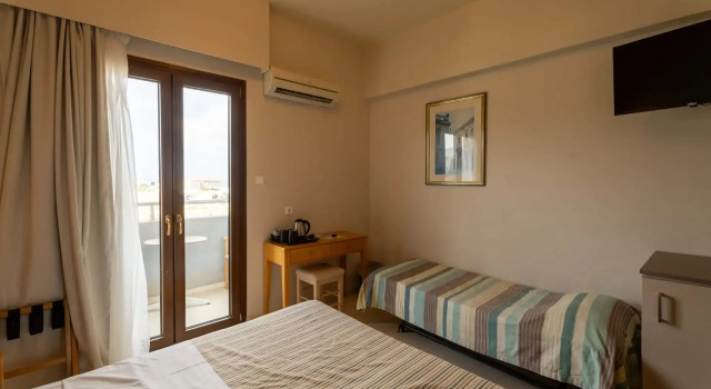 Трёхместный номер Standard Dimitra Hotel & Apartments by Omilos Hotels