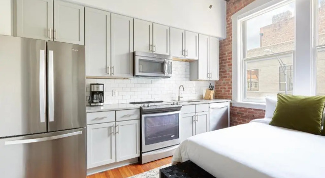 Студия Sonder — Drayton Apartments