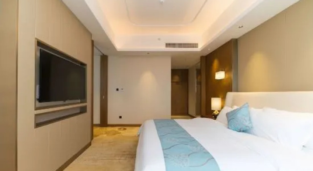 Люкс Deluxe Foshan Park Lane Hotel (Qiandeng Lake)