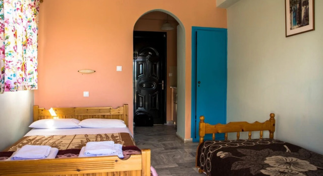 Nikos Studios Alykes