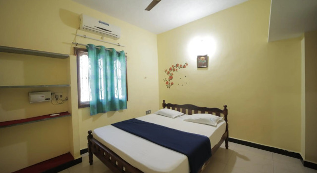 Karthik residence, Reserva ahora Hotel Manjakuppam India