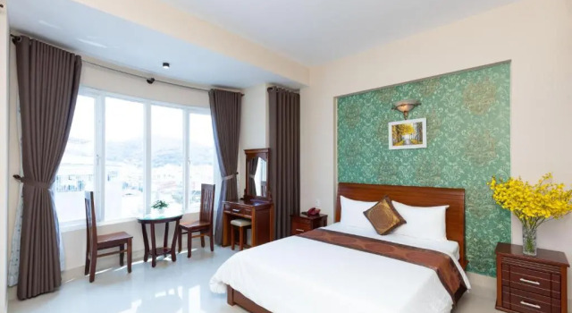 Люкс Queen Garden Hotel & Apartment