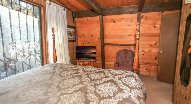 Bear Country Cabin