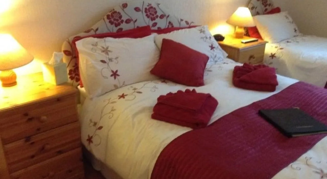 Chelmsford Place Guest House, Забронировать Гостевой дом Йорк Северный Йоркшир, рядом с Многоугольная римская башня