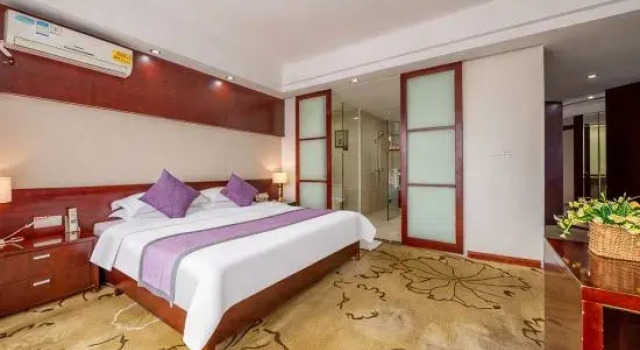 Семейный тент с 2 комнатами Huayuan Hotel