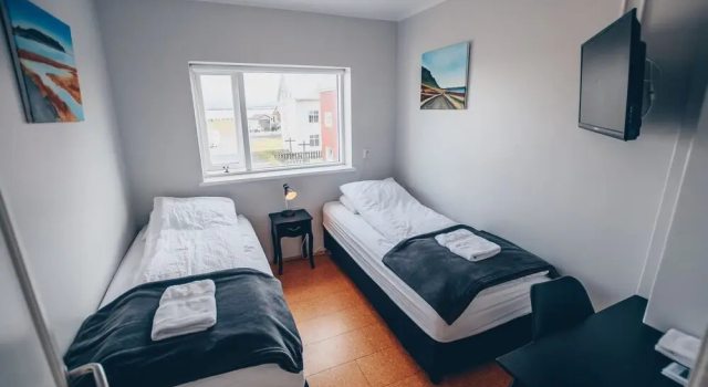 Uxi Guesthouse, Rezervovat Hotel Hotely v East Iceland s parkováním, Parkování