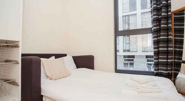 Modern 2 Bed Apartment Close to Canary Wharf, Забронировать Апартаменты/квартира Апартаменты Лондона, рядом с Dock Beach, Апартаменты/квартира