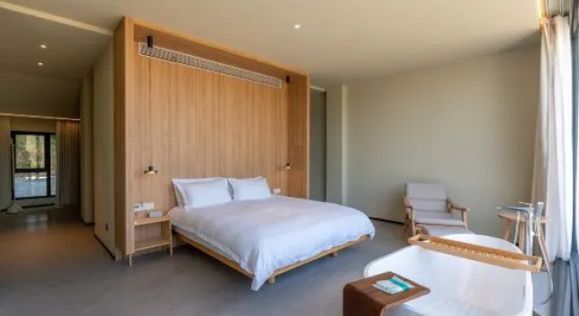 Семейный люкс с балконом и с видом на реку Lion Rock · Youjia Hidden Residence