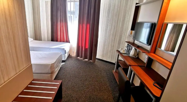 Двухместный номер Standard Elate Plaza Hotel