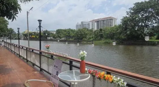 Grace Riverfront Villa Near Suvarnabhumi Airport, Забронировать Вилла Отели Лат-Крабанг 3 звезды, рядом с Технологический университет Короля Монгкута в Ладкрабанге, 3*