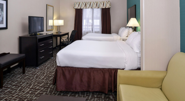 Holiday Inn Express & Suites North Lima by IHG, Prenota Hotel Hotel a Ohio con parcheggio, Parcheggio