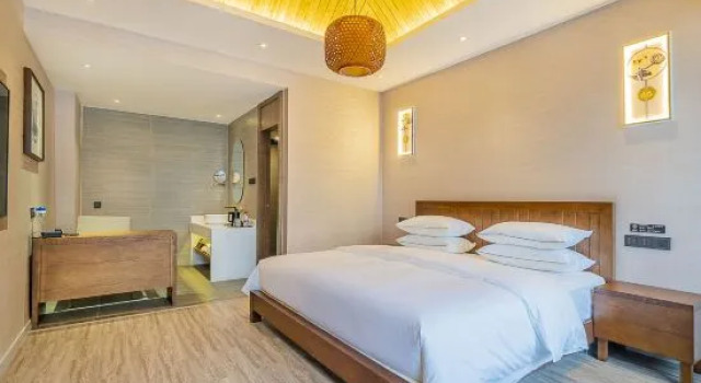 Двухместный люкс с видом на внутренний двор Chongqing Fengqi Hotel (Yongchuan Love Square Branch)