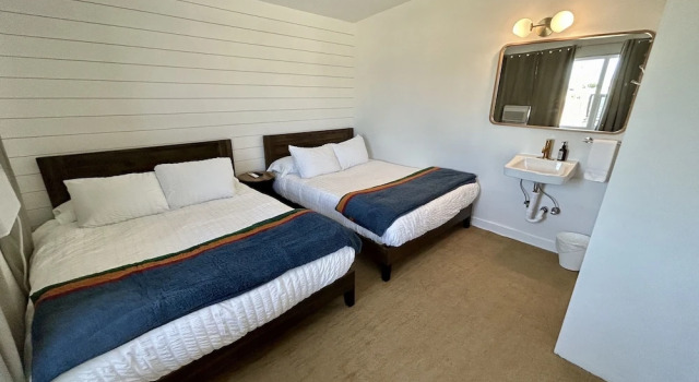 Четырёхместный номер Standard Sierra Motor Lodge - A Sierra Blue Hotel