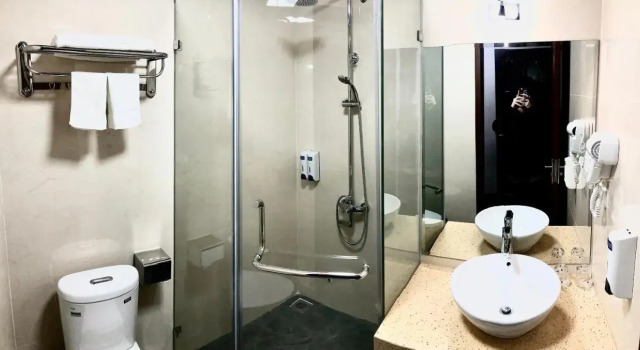 Viet Hoa Hotel