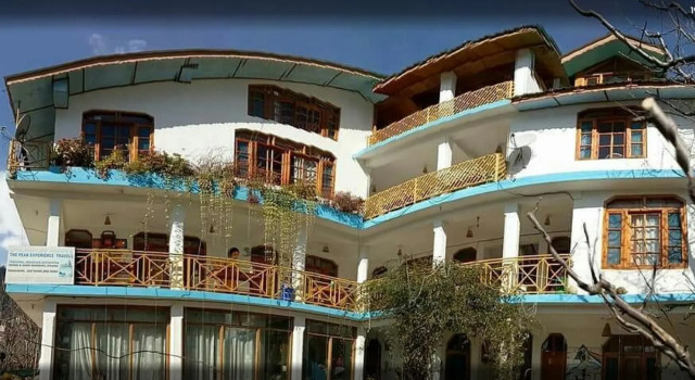 Orchards House - The Hidden Tribe, Забронировать Отель Недорогие отели Манали, недорого