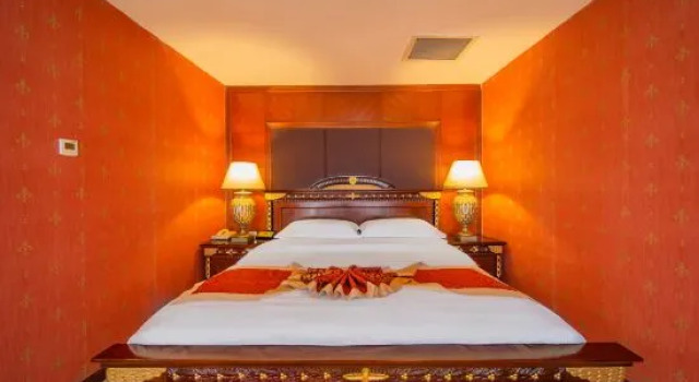 Люкс Presidential Erdous Hotel Ordos
