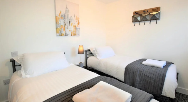 Jims Place - Your Apartment, Varaa Huoneisto Asunnot kohteessa Merseyside, Huoneisto