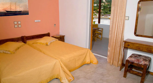 Theotokis Hotel, Prenota Hotel Hotel a Partheni con parcheggio, Parcheggio