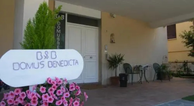 B&B Domus Benedicta, Varaa Bed and Breakfast Santa Maria degli Angeli 