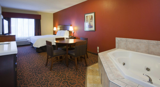 Hampton Inn Minneapolis Northwest Maple Grove, Varaa Hotelli Maple Grove Twin Cities