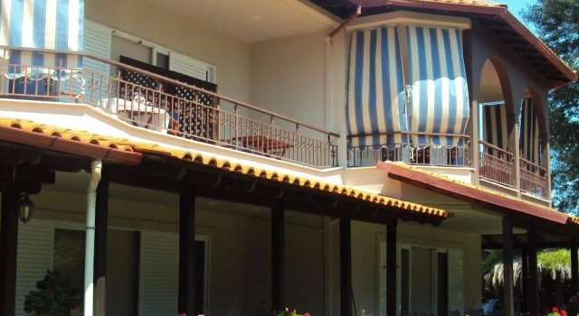 Nefeli Studios, Book Hotel Sikiá Sithonia