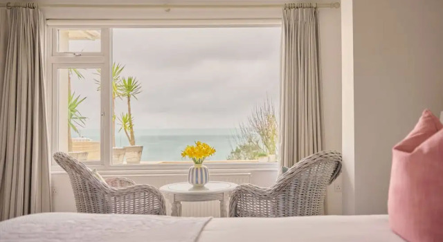 Klassisk  værelse med havudsigt Boskerris Hotel