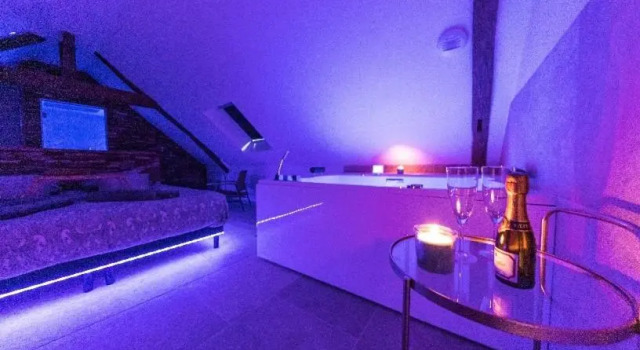 L'évasion-SPA-Hammam-Sauna Illimité - 2 à 4 pers, Boek Hotel  