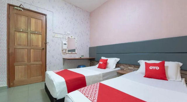 Двухместный номер Standard Spot On 90305 Hen Hen Hotel