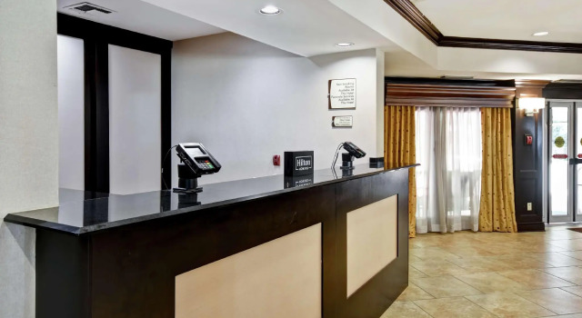 Homewood Suites by Hilton Atlanta-Galleria/Cumberland, Boek Hotel Hotels in Georgia met parkeren, Parkeren