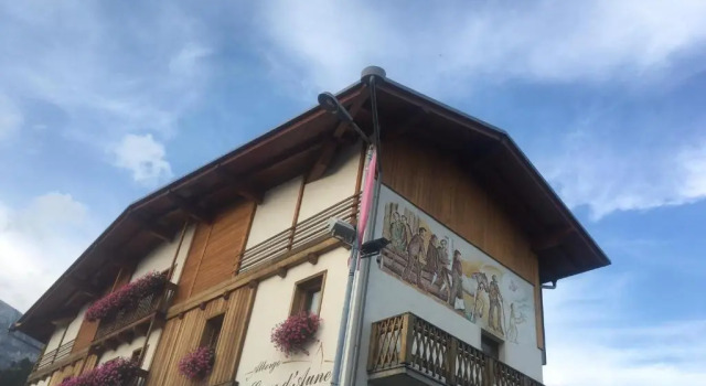 Albergo Croce dAune, Prenota Hotel Sovramonte Dolomiti