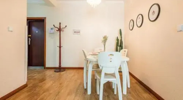 Xichang·Beside The Qiong Hai Wetland Park Locals Apartment 00163040, Prenota Appartamento Xichang Sichuan