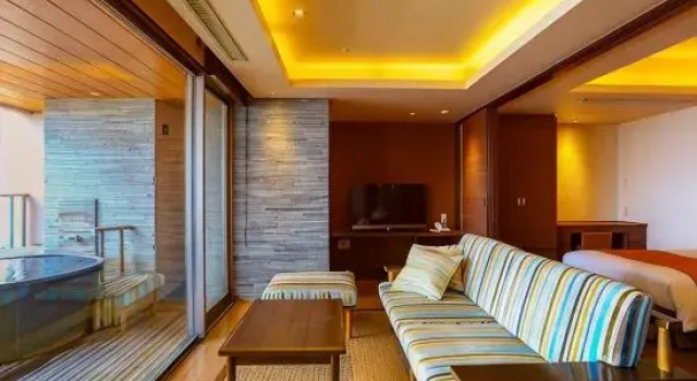 Люкс Ooedo Onsen Monogatari Premium Shiomiso