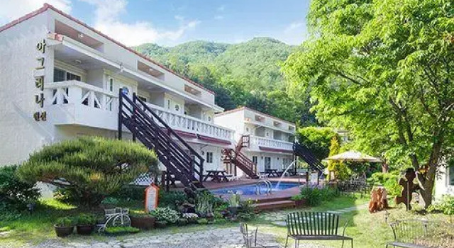 Hongcheon Agrina Pension (Ocean World), Reserva ahora Hotel Hoteles en Seo-myeon con aparcamiento, Aparcamiento