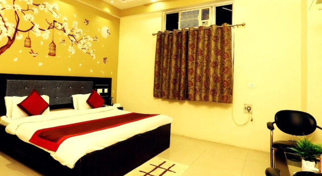 Номер Executive Hotel Nexus l Hotels In Charbagh Lucknow