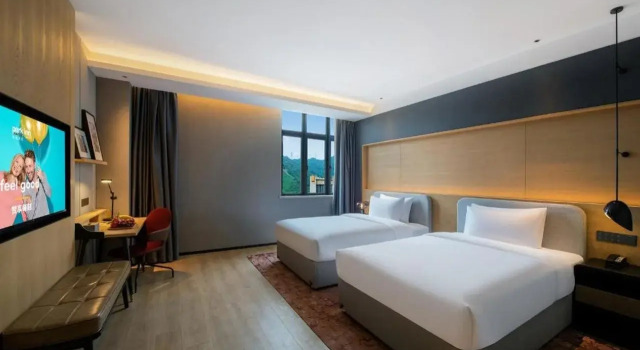 Park inn by Radisson Hotel（Gaolan Port  Zhuhai ）, Boek Hotel Hotels in Guangdong met parkeren, Parkeren